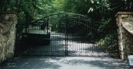 OUTSWING DRIVEWAY GATE