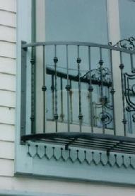 CUSTOM CURVED BALCONY