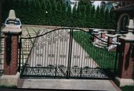 stock scroll galvanized gate  lifting operator