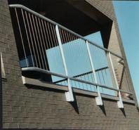 aluminum with stainless rods