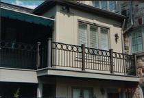 ALUMINUM ORNAMENTAL RAILING WITH RINGS